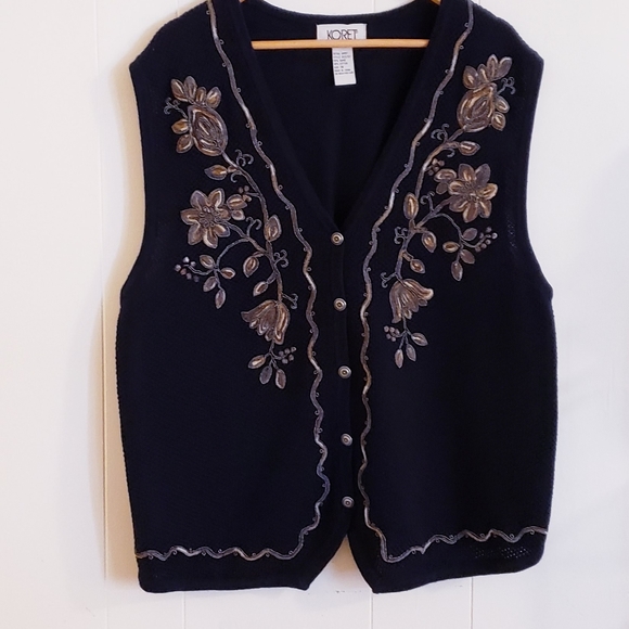 Koret Women Sweater Vest Size 1X Navy Crewel Floral Applique Button Front, Sleev - Picture 2 of 9